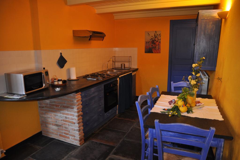 Ca Dei Conti Villa San Bartolomeo Al Mare Rum bild