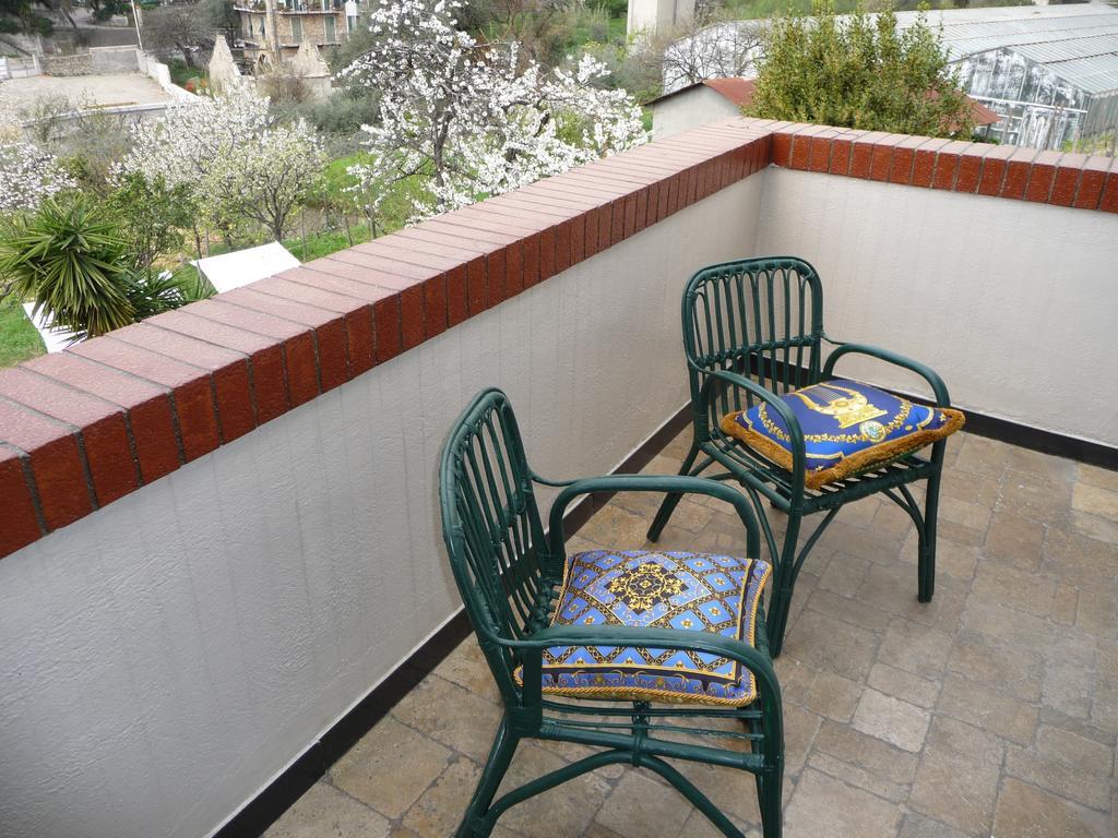 Ca Dei Conti Villa San Bartolomeo Al Mare Rum bild